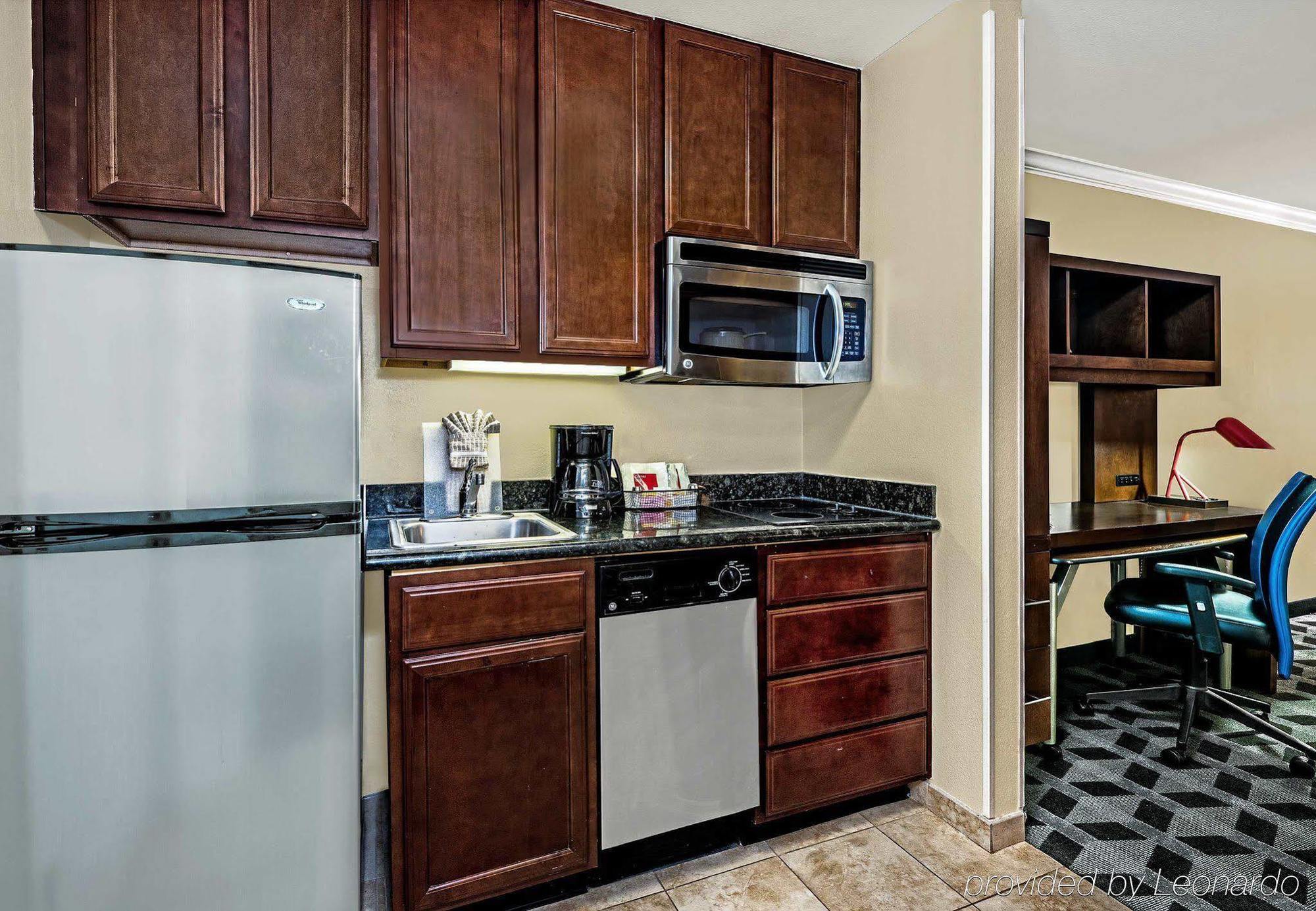 Towneplace Suites By Marriott San Antonio Northwest Exterior photo