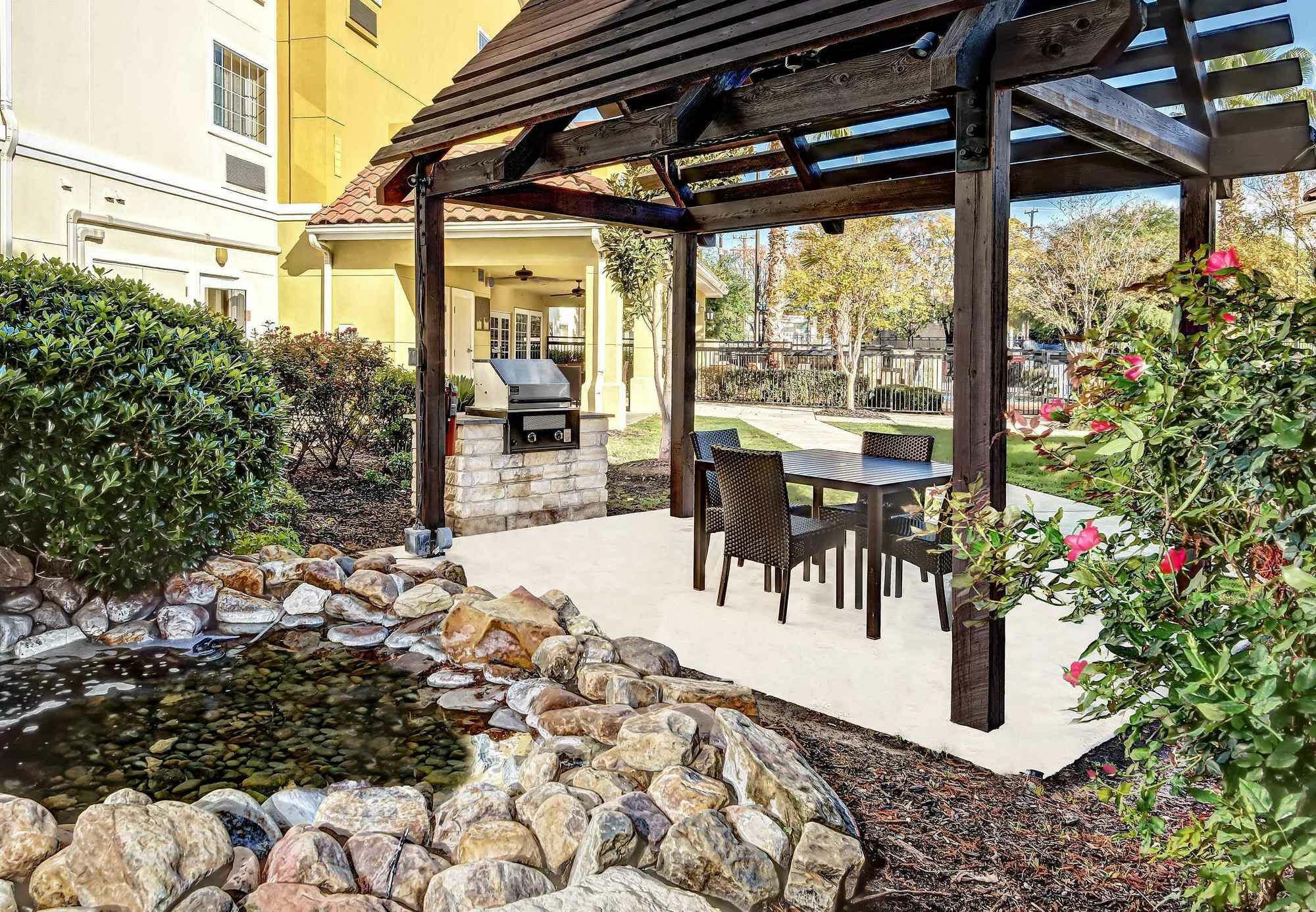Towneplace Suites By Marriott San Antonio Northwest Exterior photo
